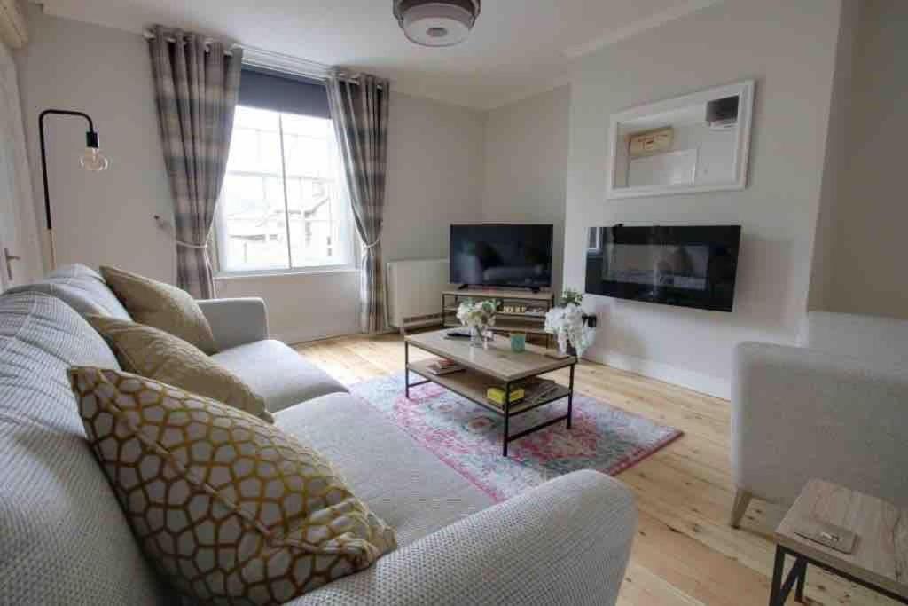 Bakewell- Super Central 2 Bed Apartment ภายนอก รูปภาพ